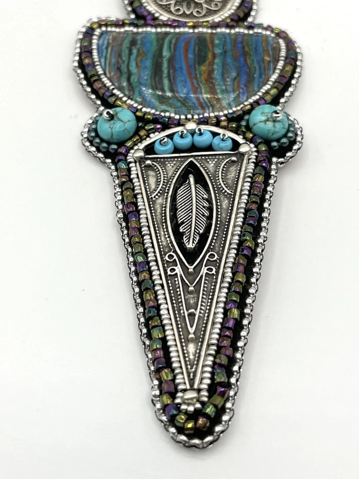 Collar Bordado con Cuentas Único Arco Iris Calcilica Turquesa Cuero Cordón Foto 3 de 4