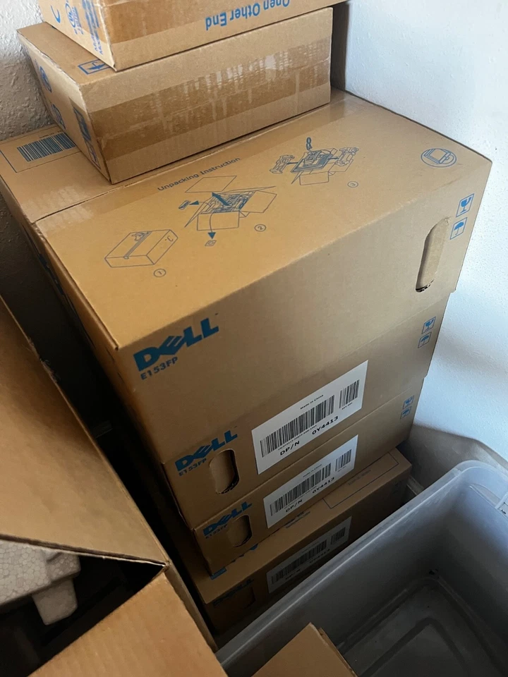 Vintage 2004 Dell Monitor  Dell E153FP LCD Monitor Brand New Never Used - Image 4 of 4