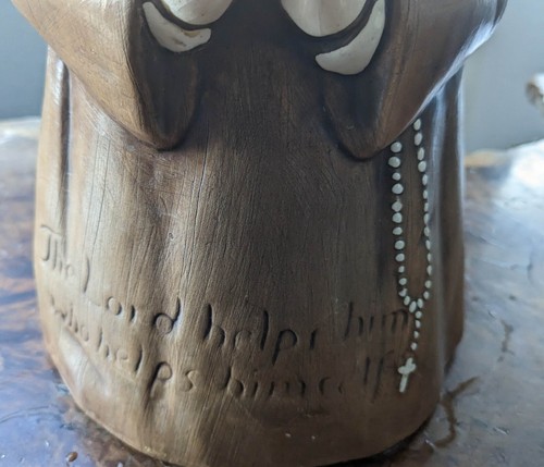 De Forest Of California Nun Praying Cookie Jar - Picture 3 of 20