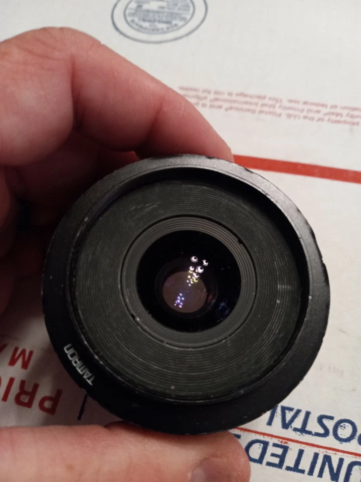 TAMRON 02B ADAPTALL 2 BBAR MC 28mm 1:2.5 salió de un cañón T70 Foto 2 de 4