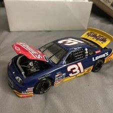 1997 31 Mike Skinner Lowes "Suzuka Circuit" NASCAR 1:24 ACTION