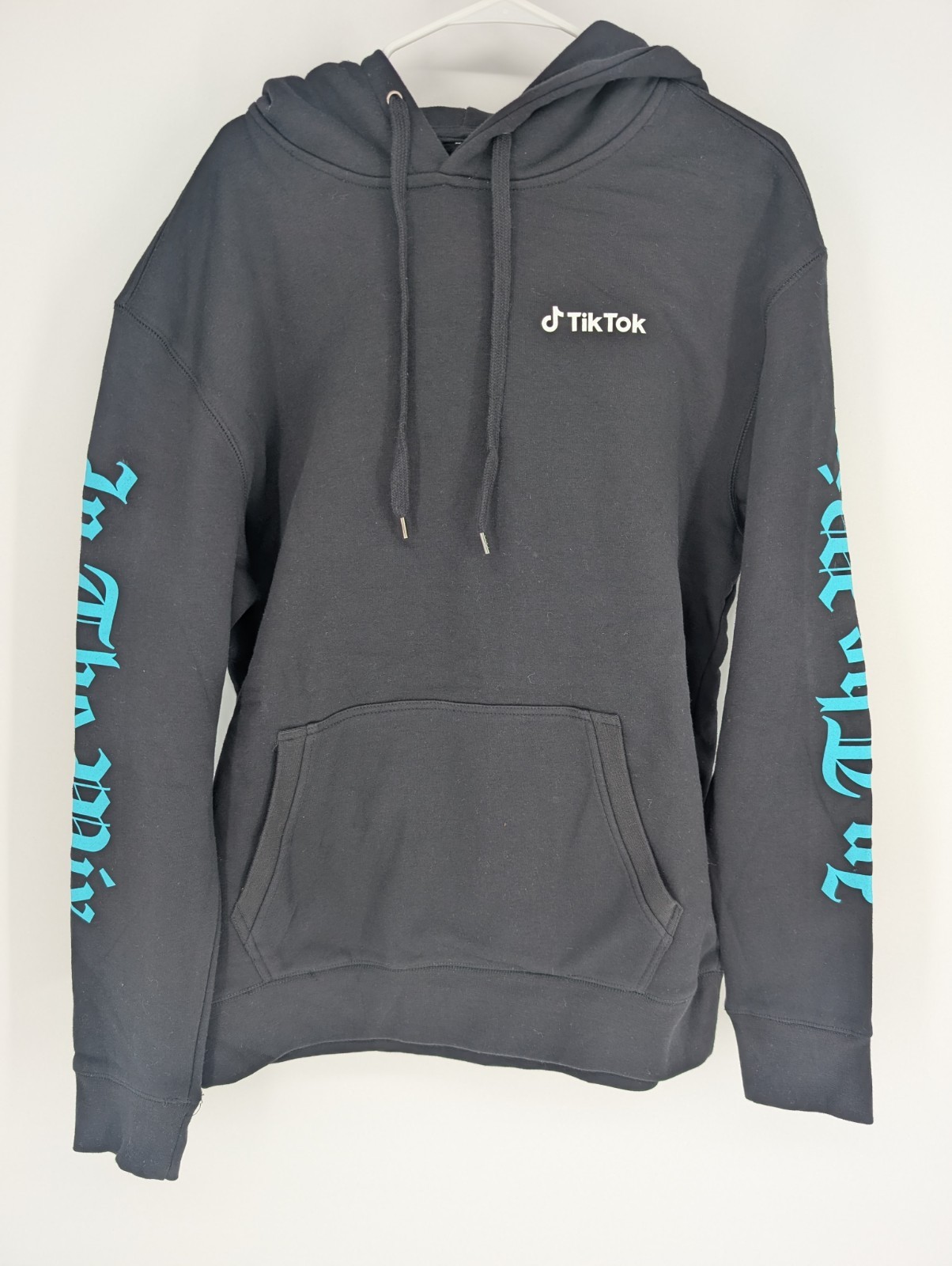 Tiktok music experience event hoodie cactus graphic black pullover l