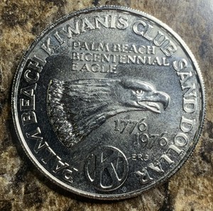 Kiwanis International Bicentennial Medallion Coin Token 1776-1976 Sand Dollar