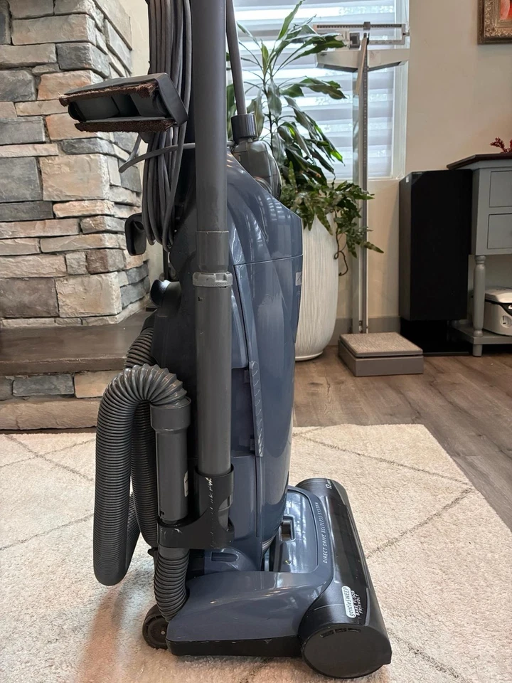 Kenmore Progressive 116. 35922500 W Direct Drive InteliClean Vacuum + Attachmen - Image 3 of 4