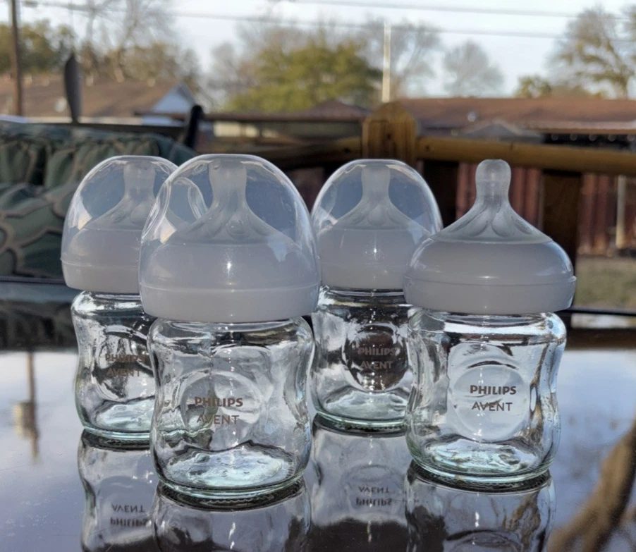 Philips Avent Glass Baby Bottles 4fl Oz (4 Pack) 2 - Level 2, 2 - Level 3