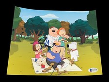 SETH MACFARLANE SIGNED AUTOGRAPH 8x10 PHOTO FAMILY GUY BECKETT BAS AUTO D