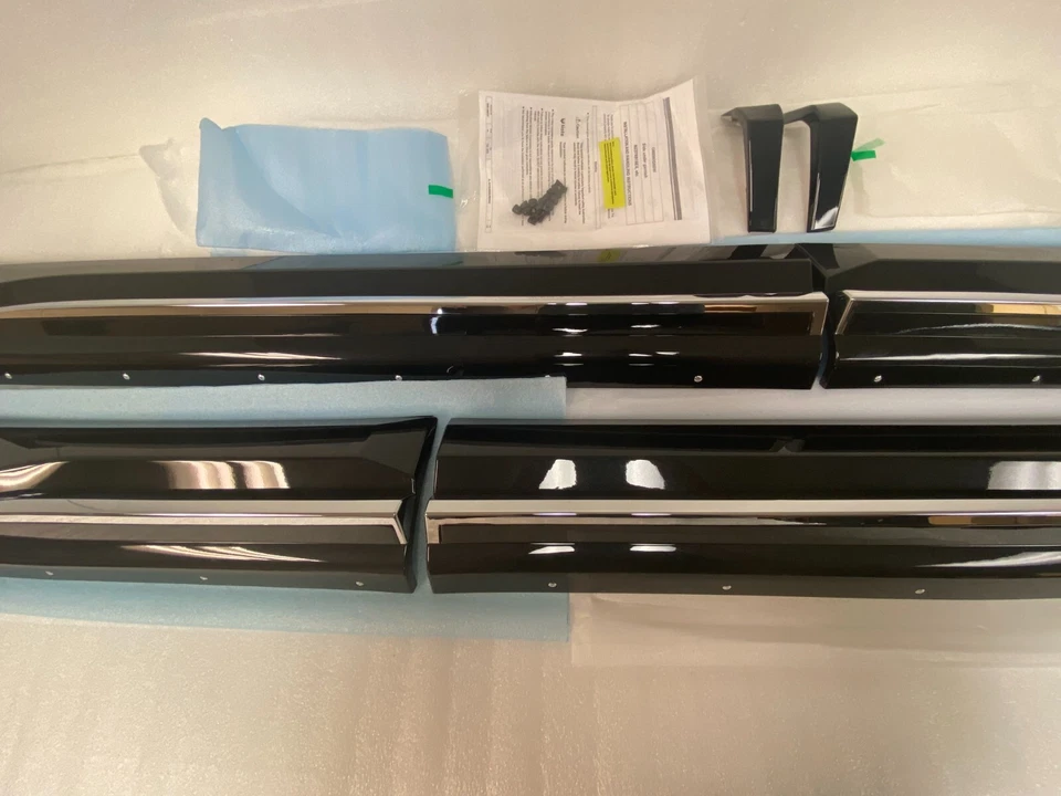 Moldura basculante efecto lateral Mitsubishi Outlander 2022-24 Black Diamond MZ576921EX Foto 4 de 4