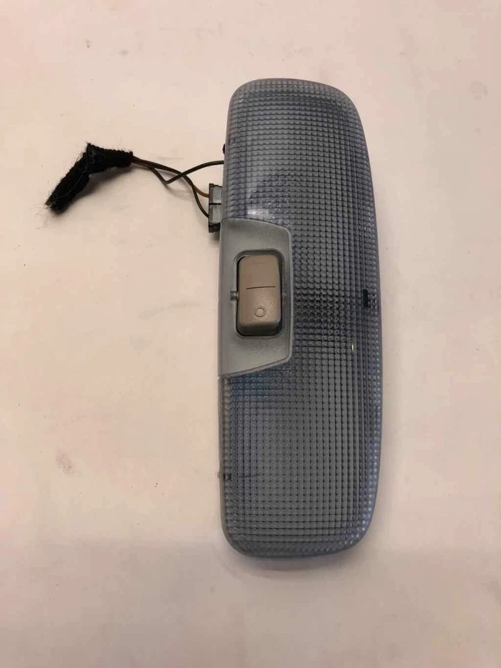 2014 - 2018 FORD FIESTA Rear Back Center Overhead Roof Dome Light Lamp Interior - Image 2 of 4