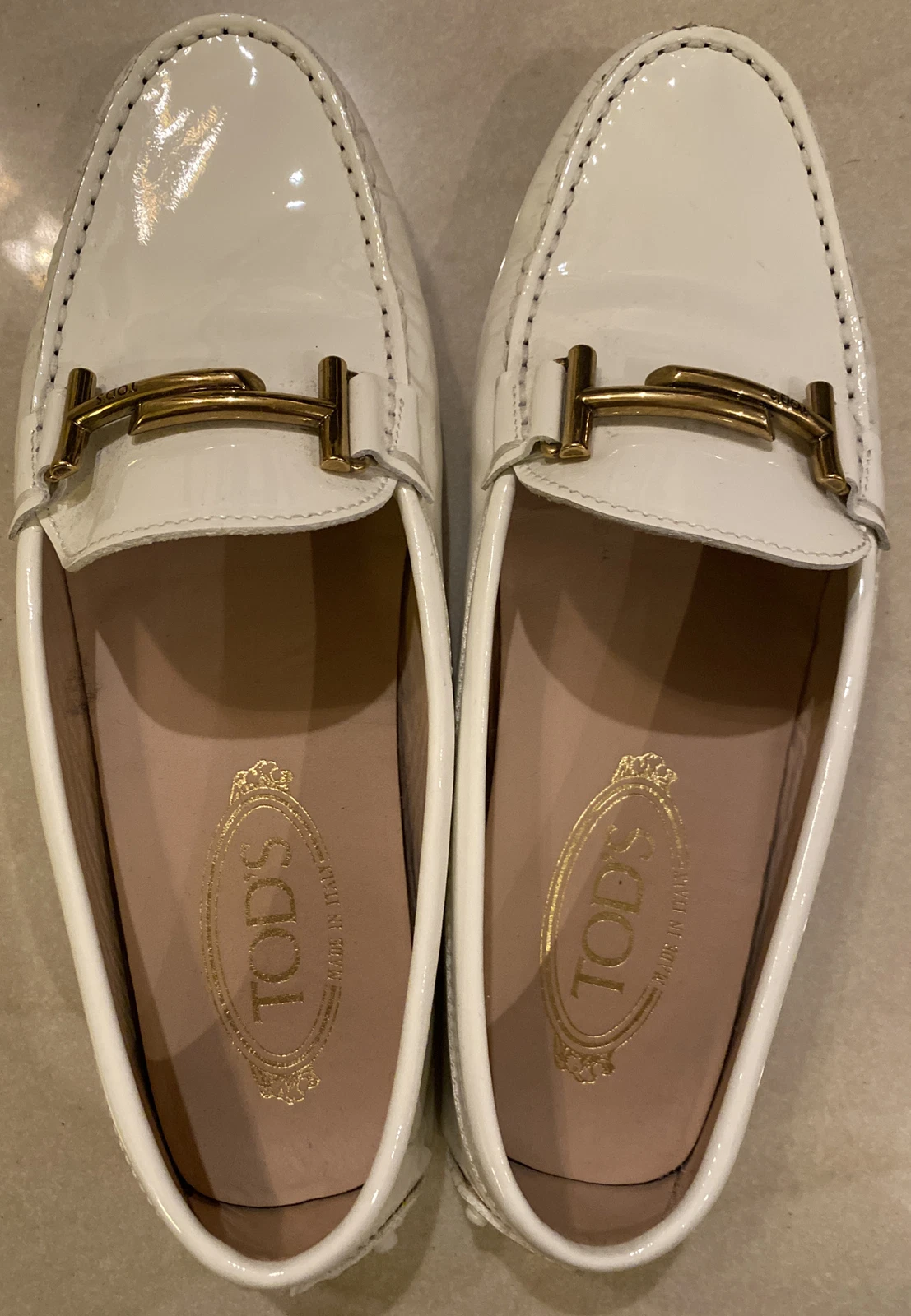 TOD’S Mocassini donna Tod's bianchi in pelle verniciata (taglia 38 5 EU 8 5 US)