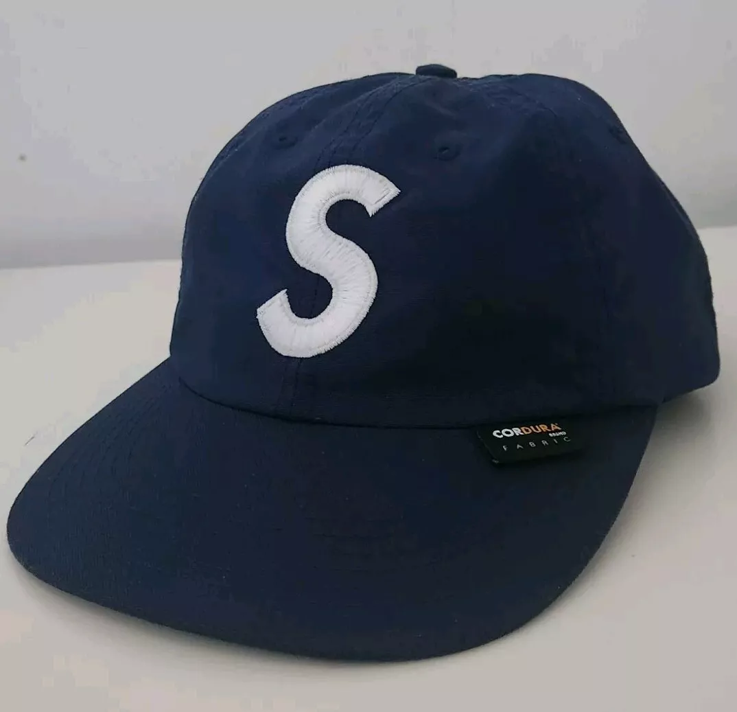 Casquette 6 panneaux logo FW18 Supreme Cordura S bleu marine