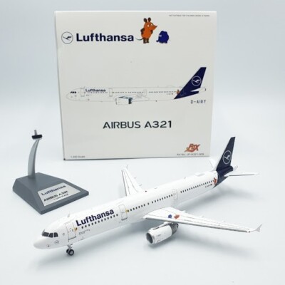 Airbus A321-131 Lufthansa Die Maus Reg: D-Airy Mit Stand - JFOX JFA321009 1/200