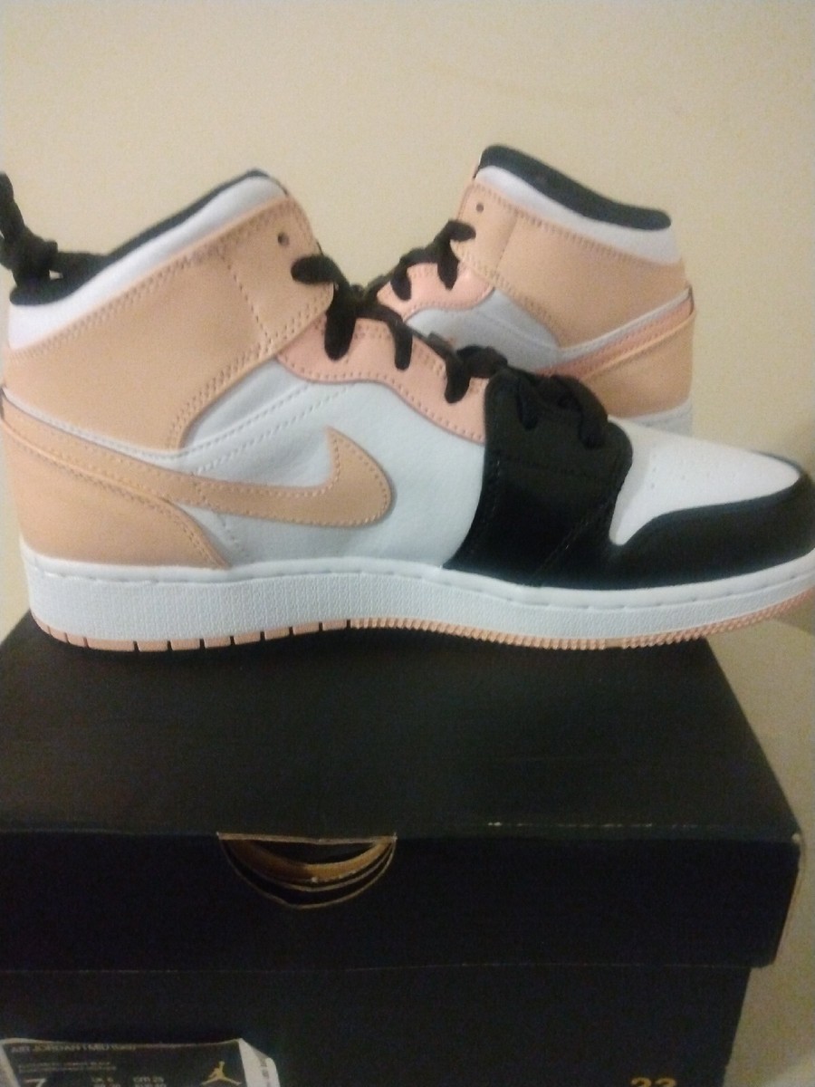 🦩🔥Brand New Authentic Jordan 1 Mid Crimson Tint (Arctic