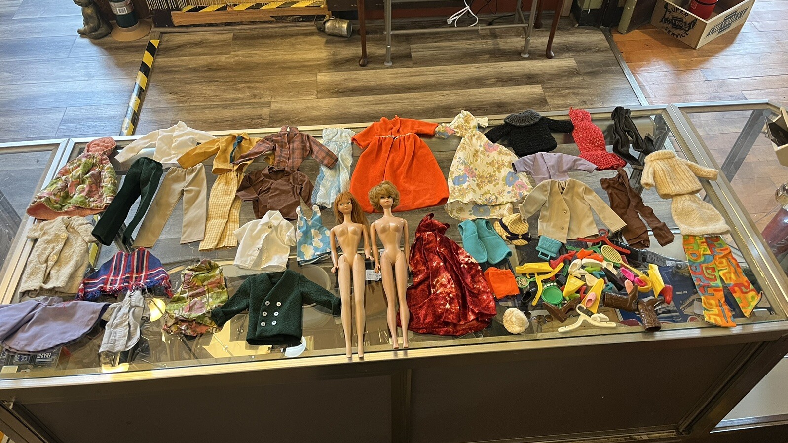 1958 barbie W/skipper Head/and No Date On Other Barbie.￼