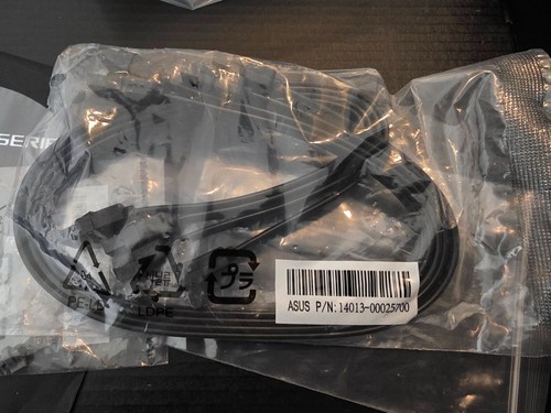 ASUS ROG Hyper M.2 Expansion Card PCIe 5.0 + Accessories - New + FREE DELIVERY - Photo 5/10
