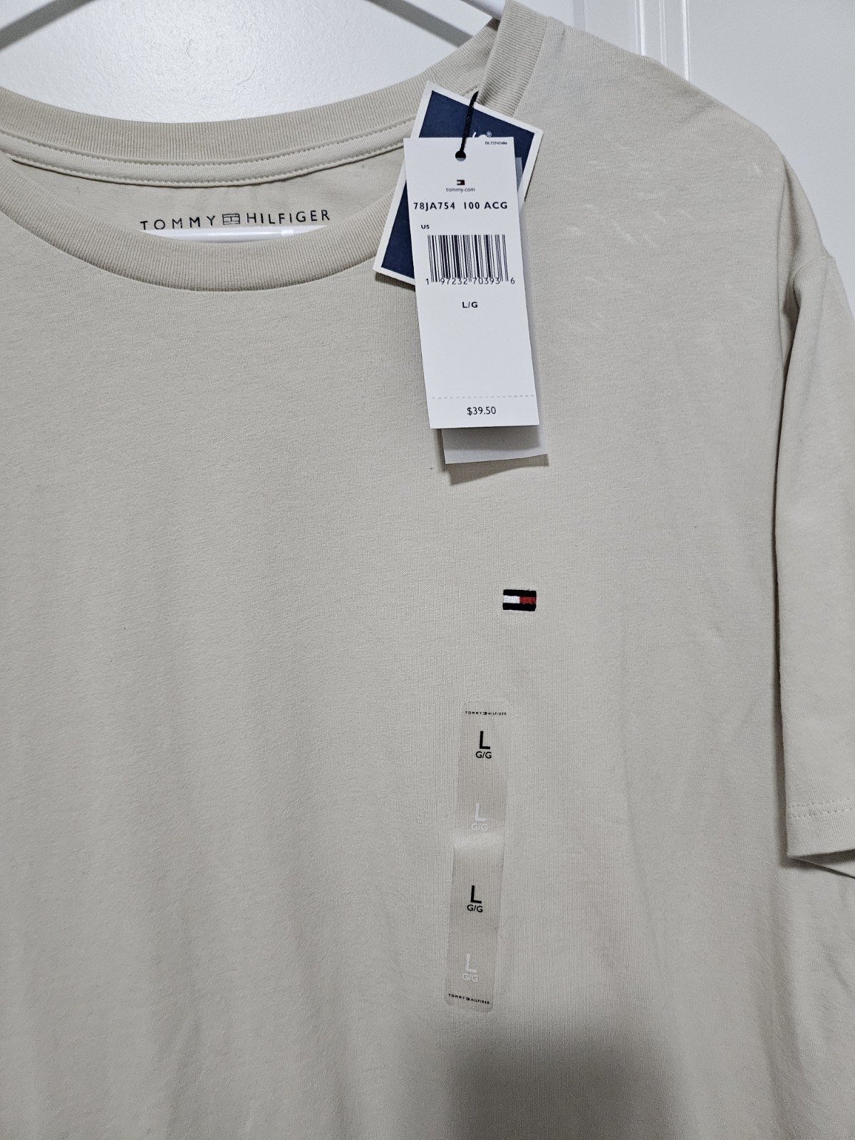 Tommy Hilfiger Men's Everyday T-Shirt, Color  Beige, Size Large, New w/Tags thumbnail 5