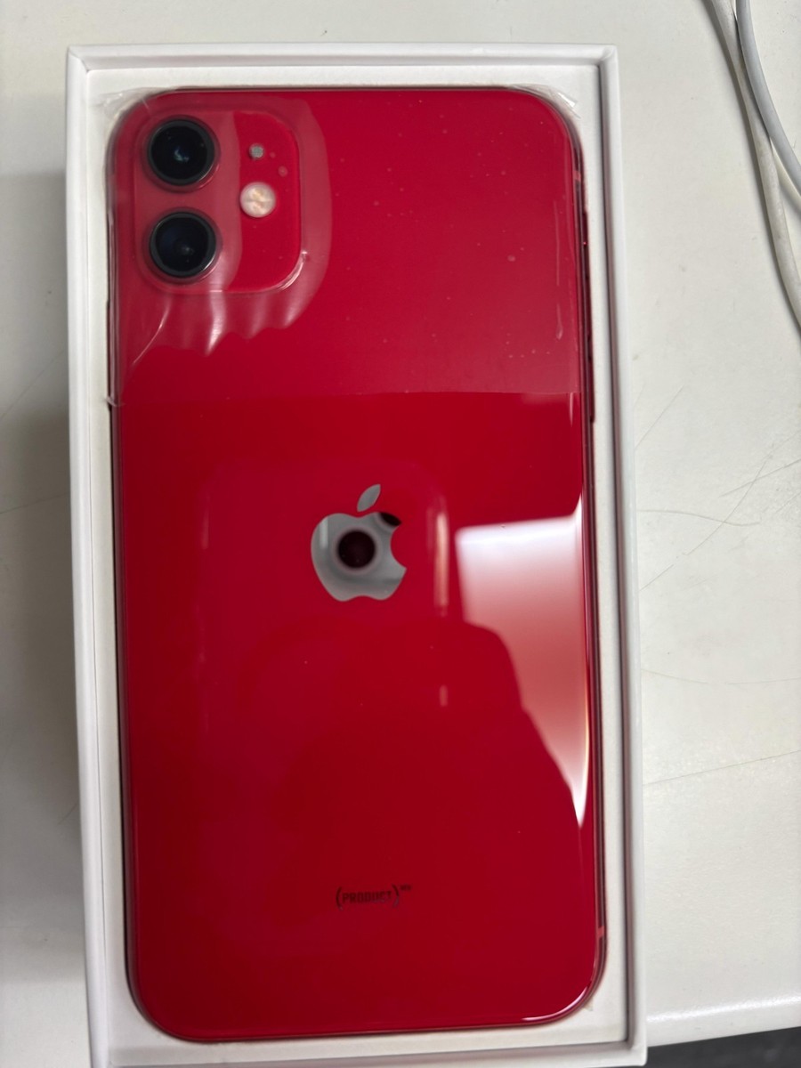 Apple iPhone 11 - 64GB, Red (Unlocked) – **Open Box, Excellent