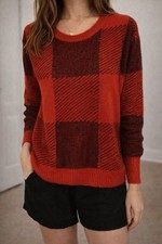 Westbound Long Sleeve Red Black Checked Plaid Knit Round Neck Sweater Medium