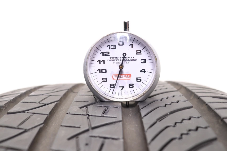 Juego de 2 Pirelli P Zero usados 275/35R20 toda temporada - 102H - 7,5-8/32 Foto 3 de 4