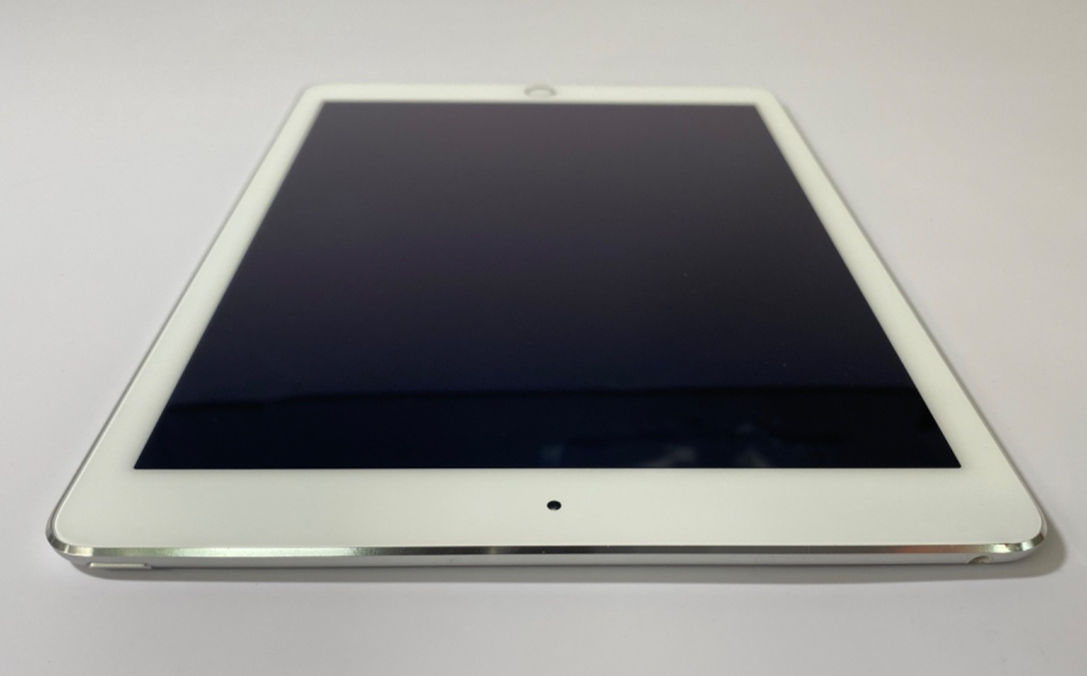 Apple iPad Air 2 | Wi-Fi 16 GB, 9.7 in | MGLW2LL/A Silver *TESTED