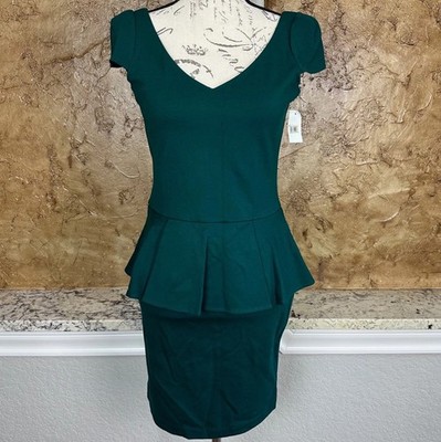 NWT Amanda Uprichard Pine Green Peplum Dress V Neck Short Sleeve Party Medium