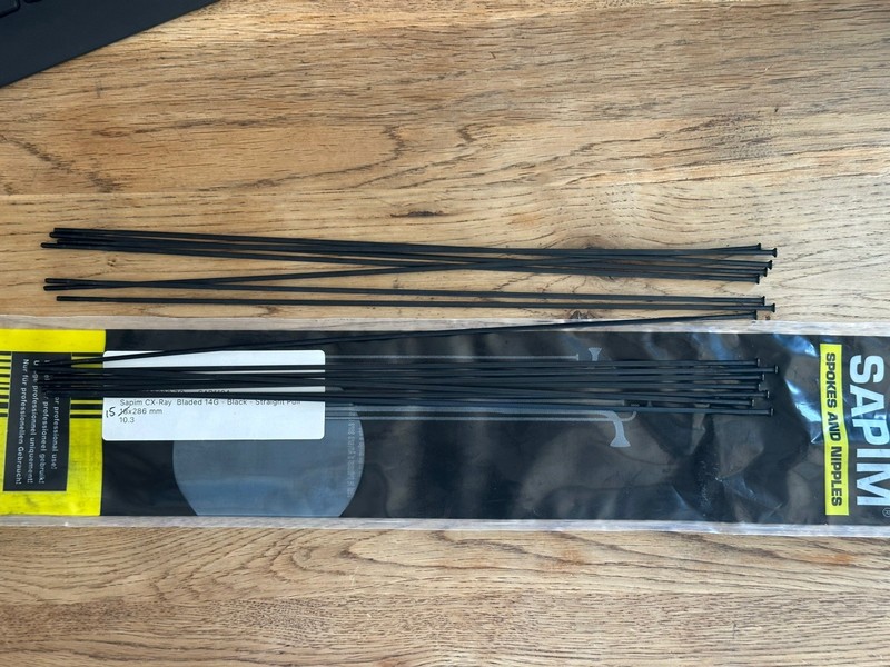 Sapim CX-Ray Bladed Straight Pull Bladed Straight Pull 286mm Black Spoke - 15No.