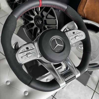 Original AMG Sportlenkrad Lenkrad Microfaser A45 CLA45 A35 G63 E63 C63 Gle63 - Bild 1 von 4