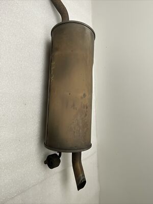 PRIUSマフラー 2004 2005 2006 2007 2008 2009 Toyota Prius Exhaust Muffler Tail