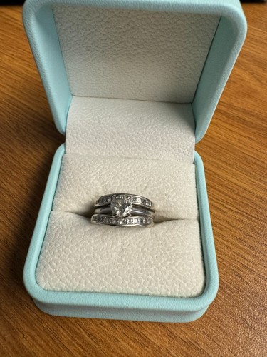 14k White Gold Engagement Ring 3/4ct center stone - Picture 2 of 3