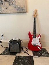 Pyle Pegkt15r Beginner Electric Guitar + Amplifier