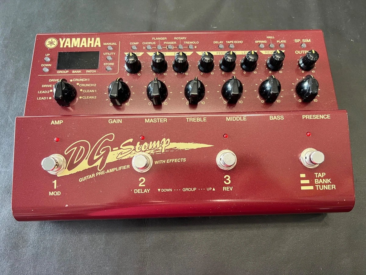 Yamaha DG-Stomp Guitar Preamp Amp Multi Effect Processor Pedal w/ac adapter