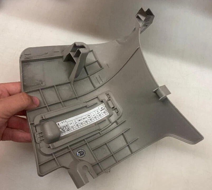 2005-2008 ACURA RL ПЕРЕДНЯЯ ПРАВАЯ ОТКИДНАЯ ПАНЕЛЬ P/N 83110-SJA ПОДЛИННАЯ ОРИГИНАЛЬНАЯ ДЕТАЛЬ HONDA - Изображение 3 из 4