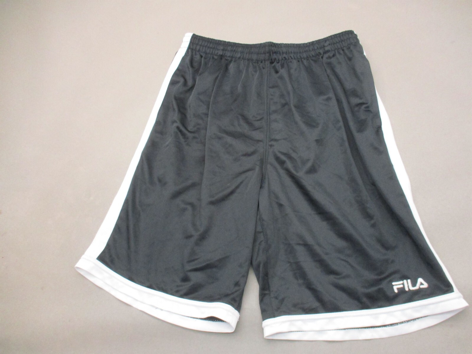 Pantaloncini corti da corsa sportivi leggeri Fila taglia M ragazzo neri elasticizzati in vita 973