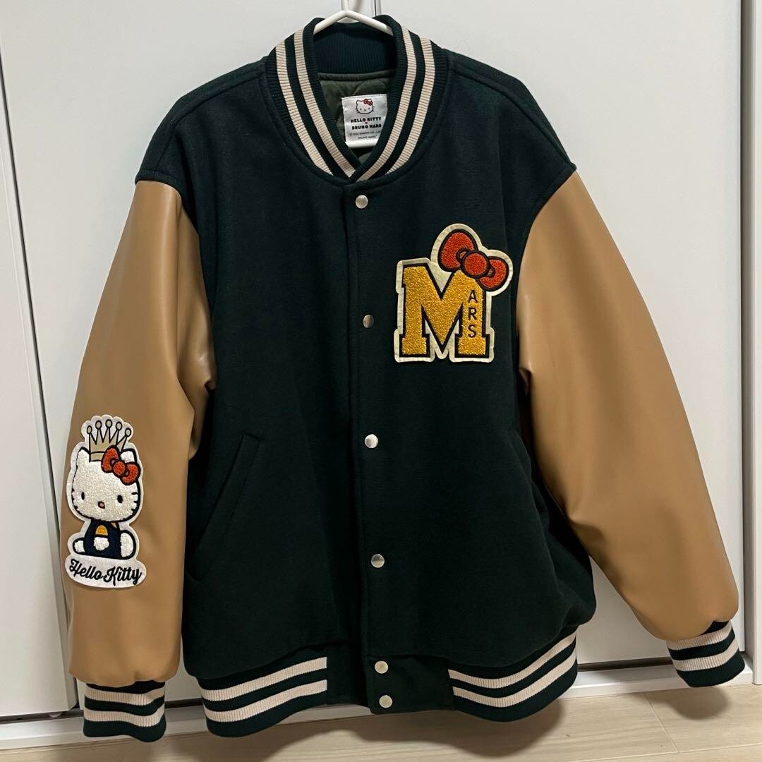 ジャケット・アウター BRUNO MARS X HELLO KITTY VARSITY JACKET Bruno Mars Hello Kitty Varsity Jacket - North American Jackets