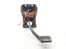 86-94 Nissan Hardbody M/T Brake Pedal Assy OEM 46520-01G05