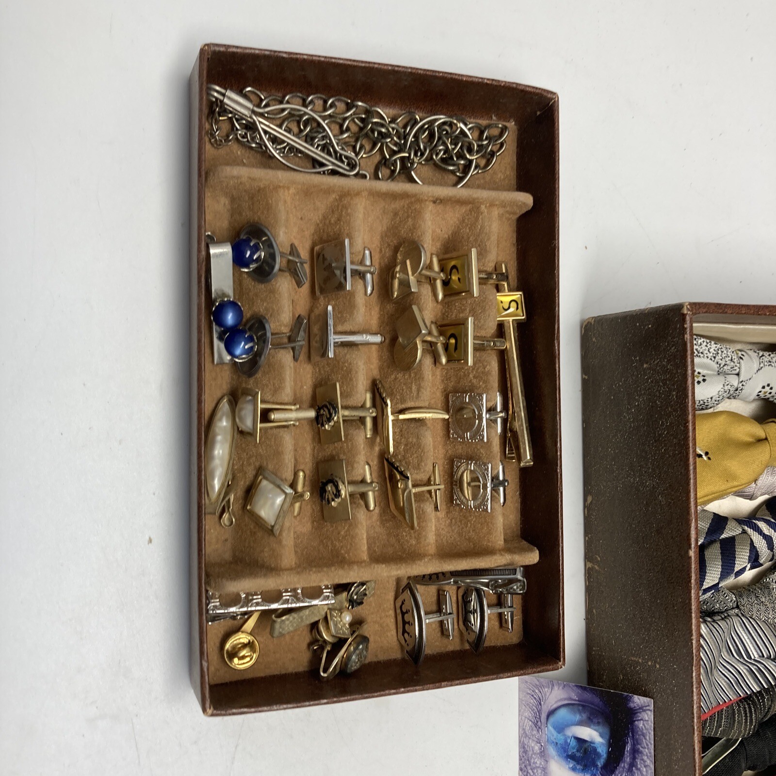 Pure Vintage 1950s Box Collection Of Bow ties And… - image 13