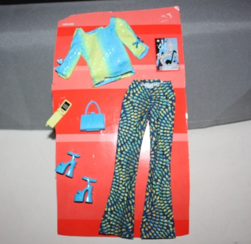 2002 Barbie Fashion Avenue Vintage Groovy Concert Outfit Music Blue and Yellow