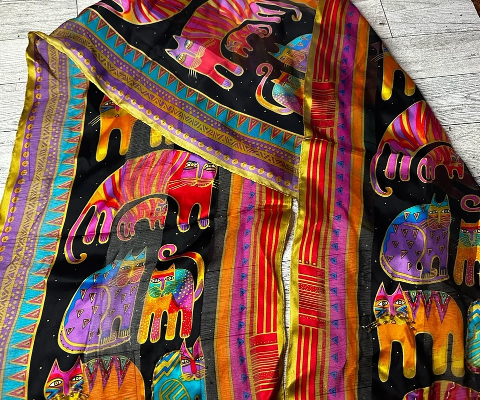 BUFANDA DE SEDA Laurel Burch gato fantástico felino negro dorado magenta RETIRADO con cuentas Foto 4 de 4