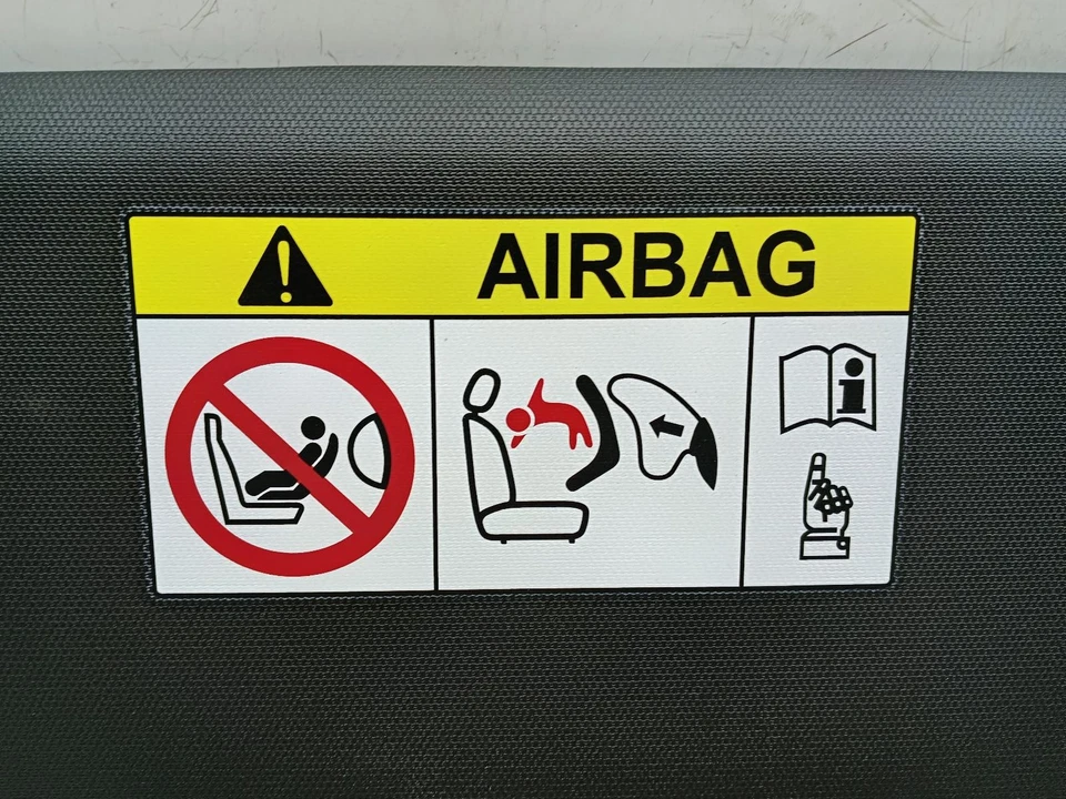 PAR PARASOL PEUGEOT 208 98265224ZD 98265223ZD MK2 P21E 2020 - 2024 Foto 3 de 4