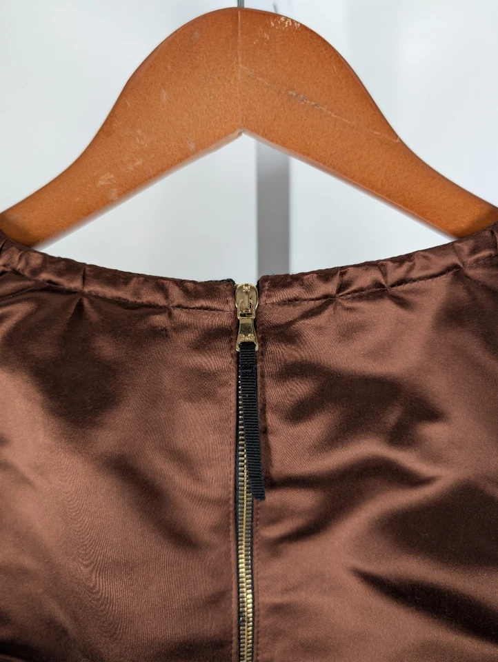 Vestido Vaina Vintage D&G Dolce & Gabbana Satinado Y2K Marrón Bronce Acanalado Cremallera Años 90 Foto 4 de 4