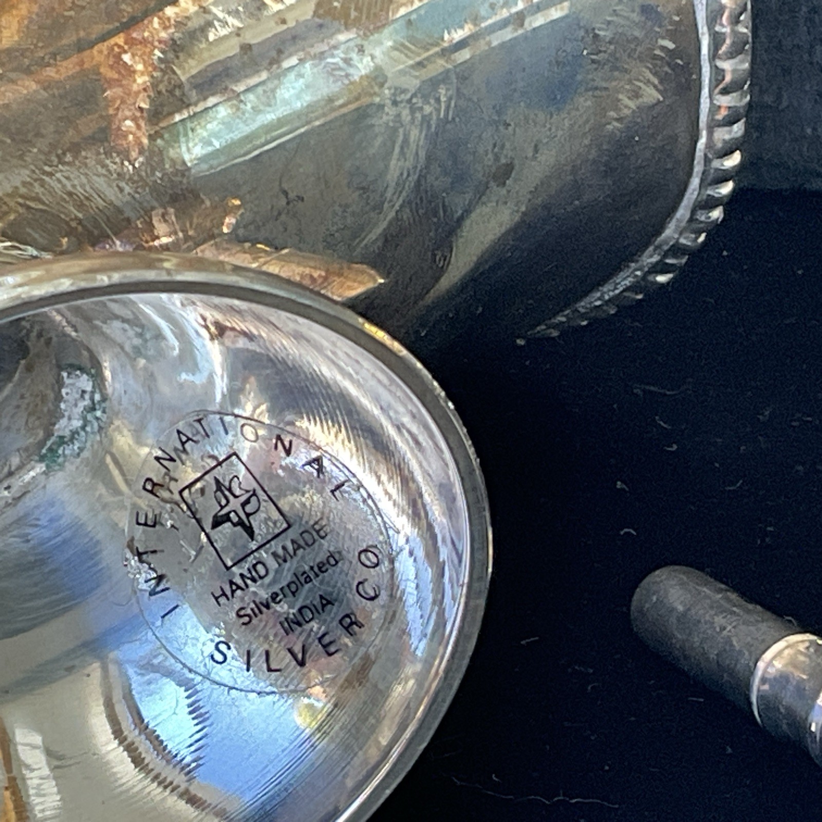 Vintage INTERNATIONAL SILVER CO. Silver Plated Salt Cellar/ Salt Pig with Spoon