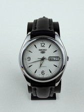 Vintage Seiko 5 Automatic 7S26 White Dial Day Date Japan Made Watch