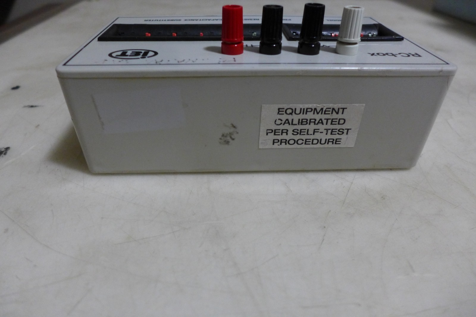 L24 IET RC-BOX RCS-502 PRECISION RESISTANCE-CAPACITANCE SUBSTITUTER