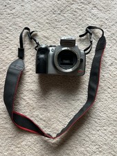 Canon EOS Digital Rebel XT / EOS 350D 8.0MP Digital SLR Camera - Black Kit...
