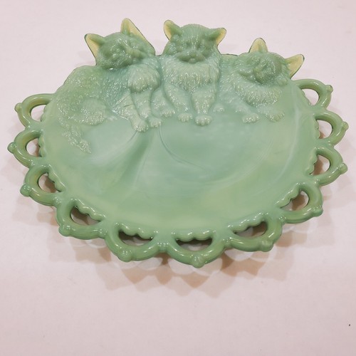 Sea Mist Green Glass 8" TRIO of KITTENS Scalloped Edge Plate Westmoreland Summit - Picture 7 of 9