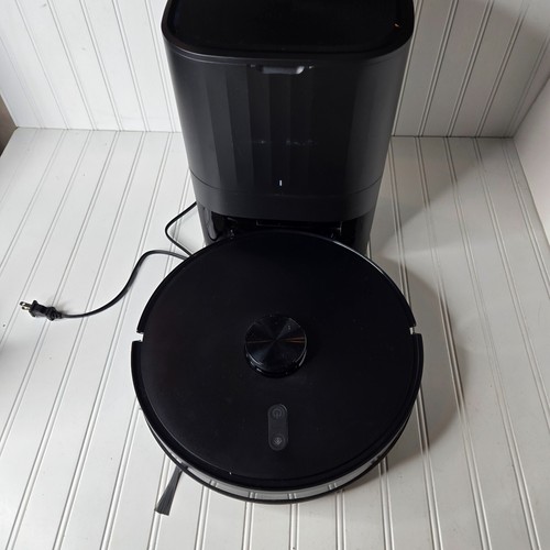 Loorow AT800 Robot Vacuum and Mop Combo with Self Emptying Station - Picture 3 of 10