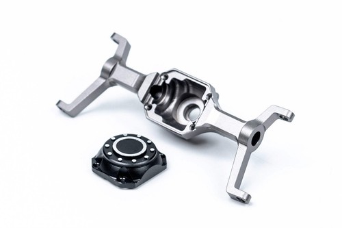 HobbyPlus Machine Aluminum Front Axle For Arktos 6x6 - Picture 2 of 2