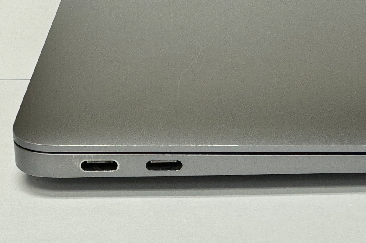 Apple 13 Apple 13