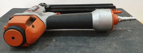 Paslode Lite Line Air Stapler,Brads Nail Gun - Picture 4 of 7