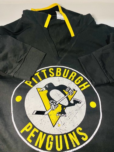 Pittsburgh Penguins NHL Women’s Large Hoodie Black Gold NWT - Picture 7 of 7