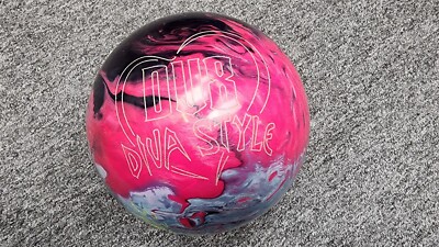 15 lbs 11 oz USED DV8 DIVA STYLE bowling ball